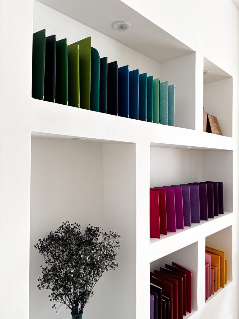 menu-simili-cuir-showroom-nantes-1chr